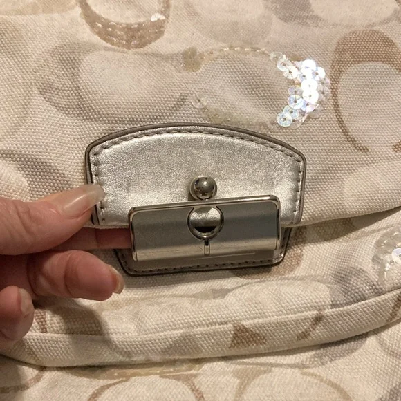 Coach Kristen Iridescent Sequins Tan Shoulder Bag Purse✨✨ - Picture 4 of 10